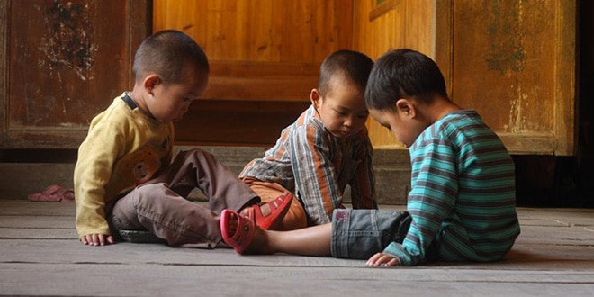 1 milhão de crianças-tibetanas-escolas-residenciais-chinesas-assimilação-forçada-da-ONU