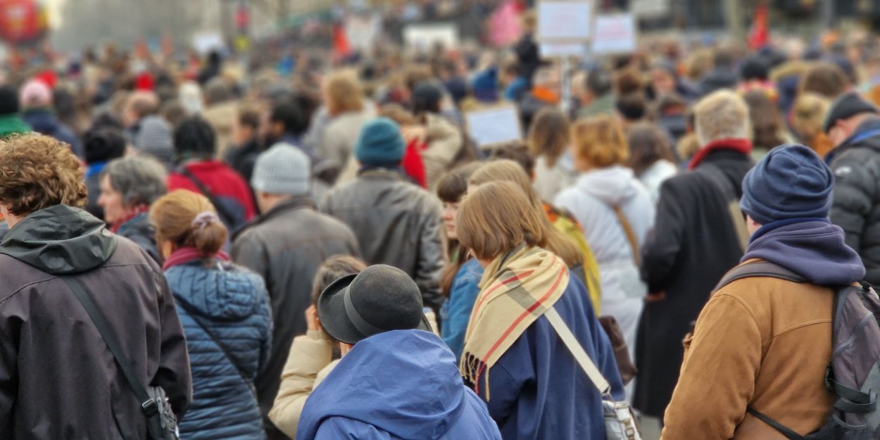 400 personnes à un rassemblement de chrétiens contre l'extrême droite