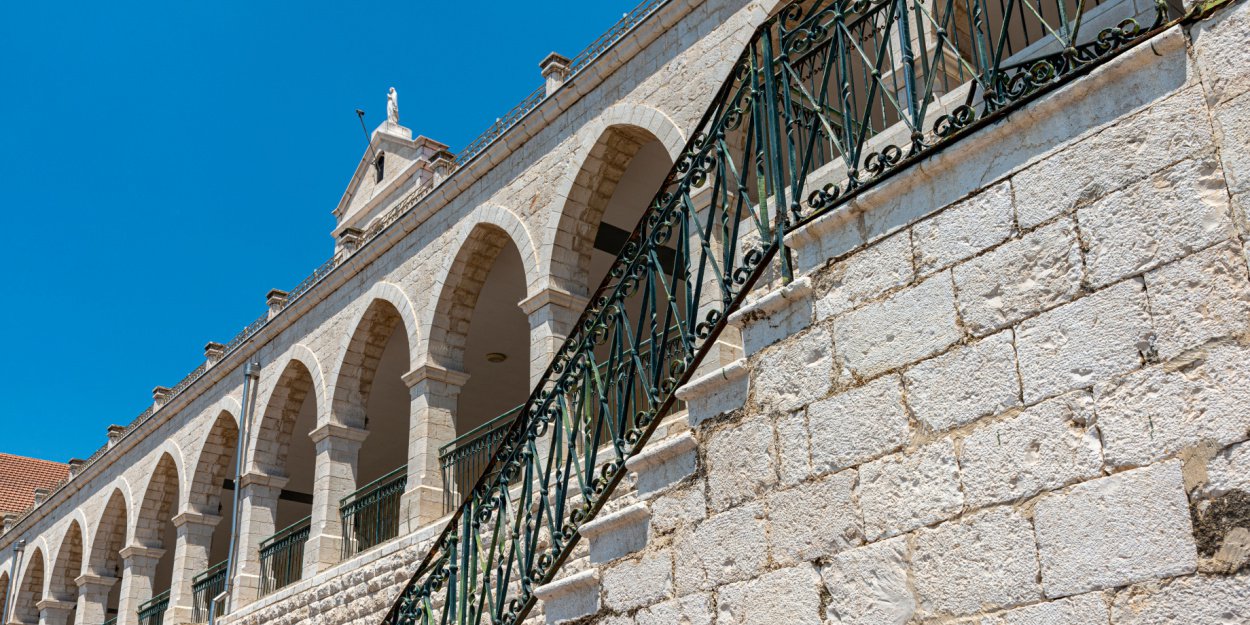 A Nazareth, une école chrétienne mitraillée