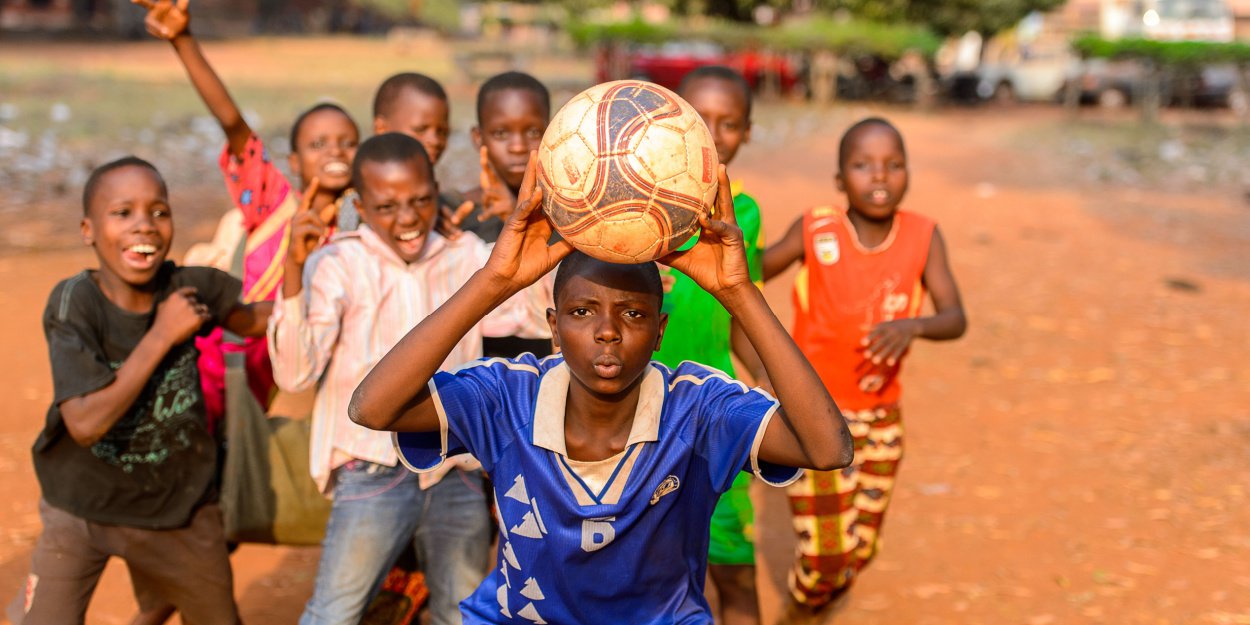 África como o futebol passou de lazer colonial a desporto mais popular