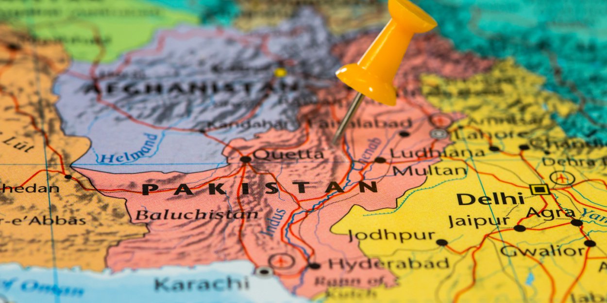 Ataque com faca ao pastor Naeem Nasir no Paquistão
