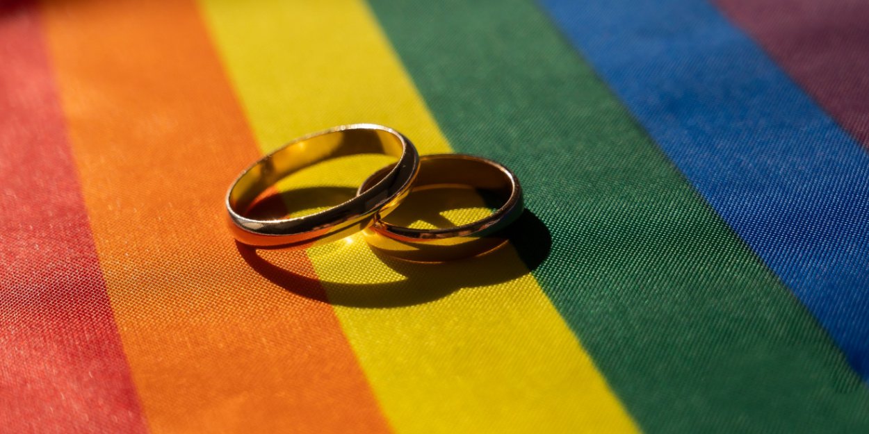 American Family Radio lässt Pastor Alistair Betteln wegen Kommentaren zur LGBTQ-Ehe fallen
