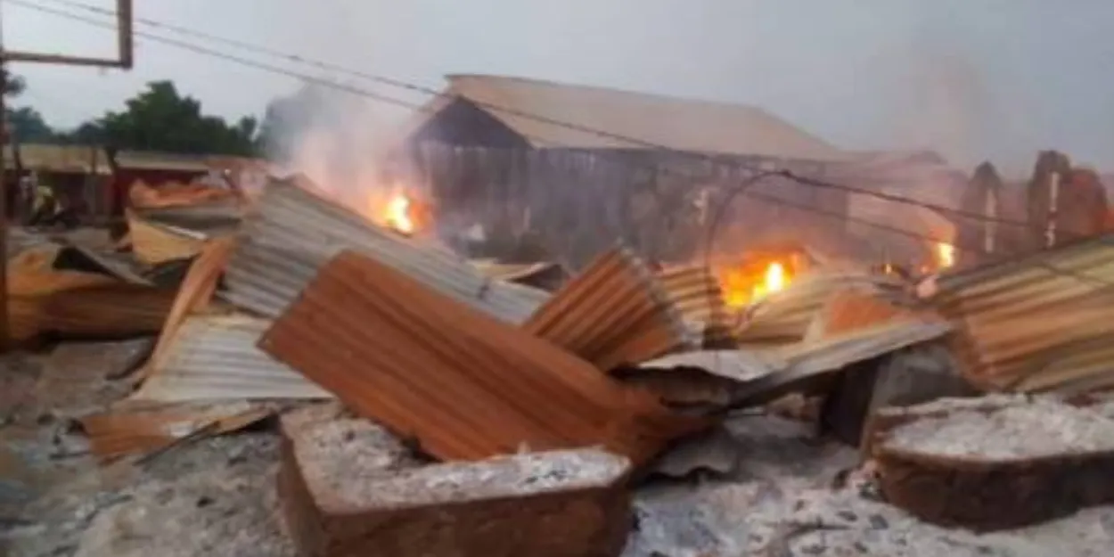 Attaque contre une église en RDC des rescapés racontent une nuit de "terreur"