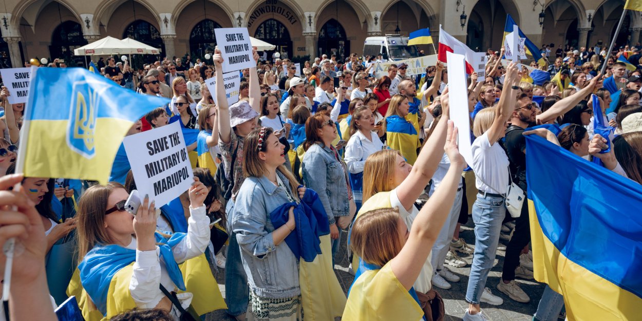 Beim Weltjugendtag in Lissabon: Ukrainische Jugendliche zwischen Schmerz und Feiern