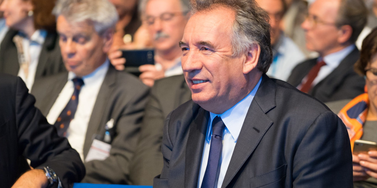 Bayrou exprime ses réserves sur un projet de loi sur la fin de vie