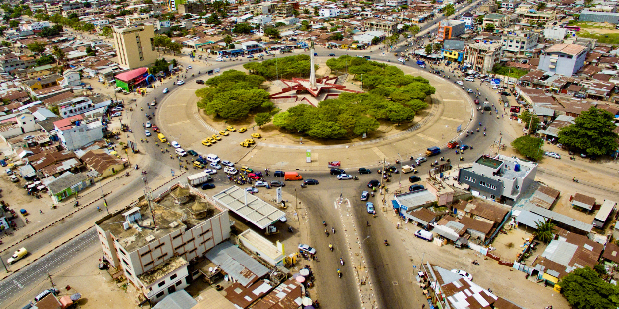 Impactante-testimonio-adolescente-perseguida-se-convirtio-en-empresario-Benin