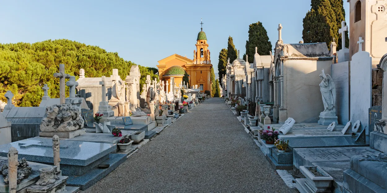 Cimetière_chrétien_profané_Metz_suspecte_hospitalisée_office