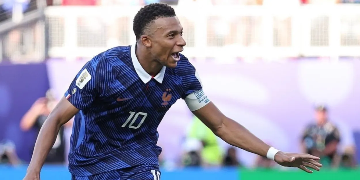 Coupe_du_monde_maîtrise_soi_française_répond_contre_témoignage_paraguayen