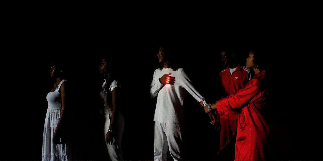 DNA Day n pop-up à Paris pour mettre "la mode au service de Dieu"