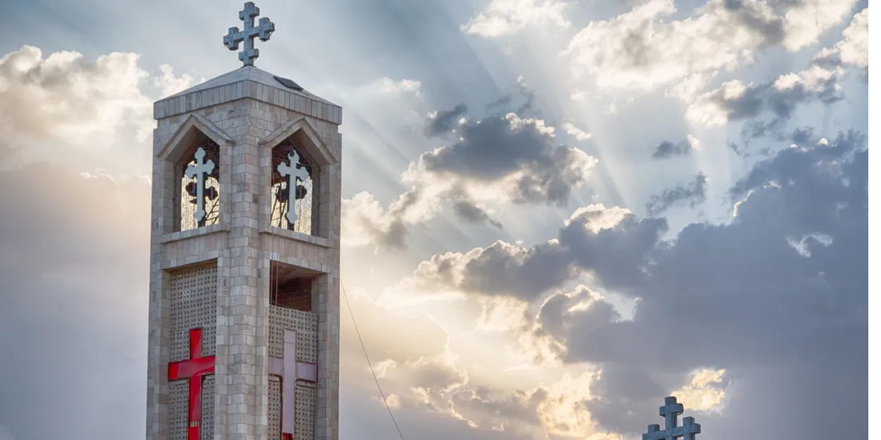 Dans une église en Jordanie, des réfugiées irakiennes cousent pour survivre