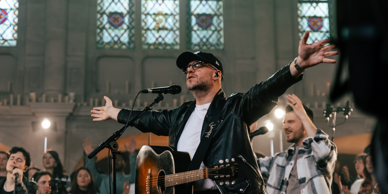 Découvrez le clip de "Viens Saint-Esprit" avec Sébastien Corn, Grégory Turpin, Makéda et bien d'autres artistes