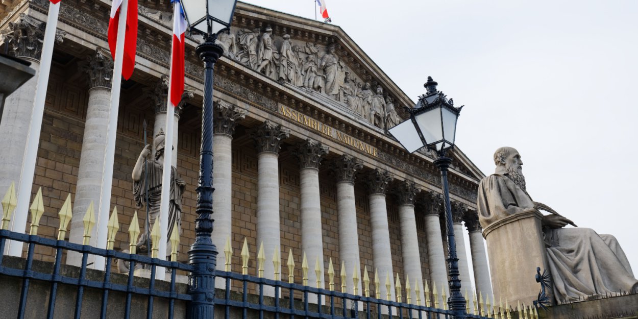 Dérives sectaires l'Assemblée vote la création de délits contre les gourous 2.0