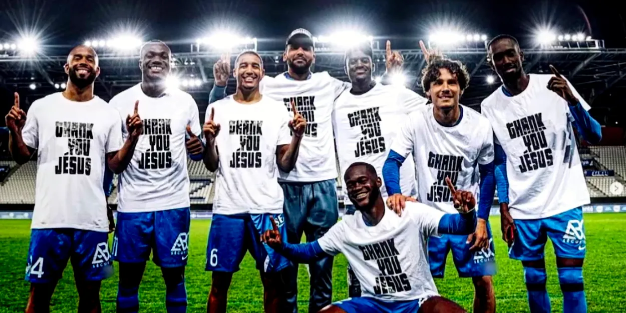 Documentaire de Présence Protestante sur des joueurs du Grenoble Foot 38 "Pour eux la victoire est en Christ"