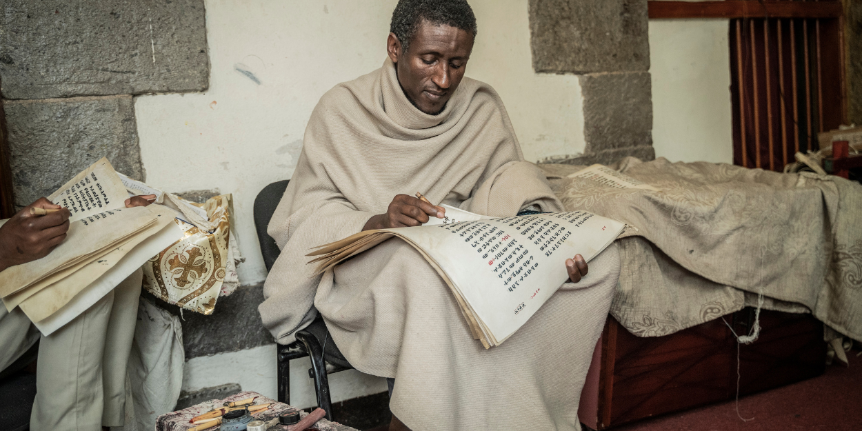 In Äthiopien führen Kopisten die Tradition religiöser Pergamentmanuskripte fort