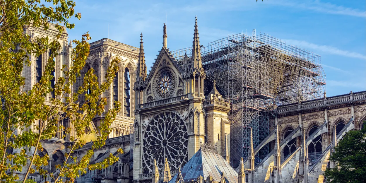 La future flèche de Notre-Dame de Paris poursuit son ascension en Lorraine