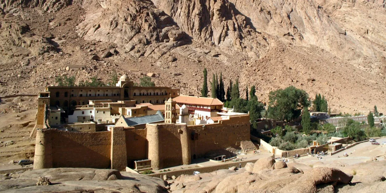 monsnastere_saint_catherine_dans_le-sinaï_discussions_athenes-caire_pour_assurer_la_continuité