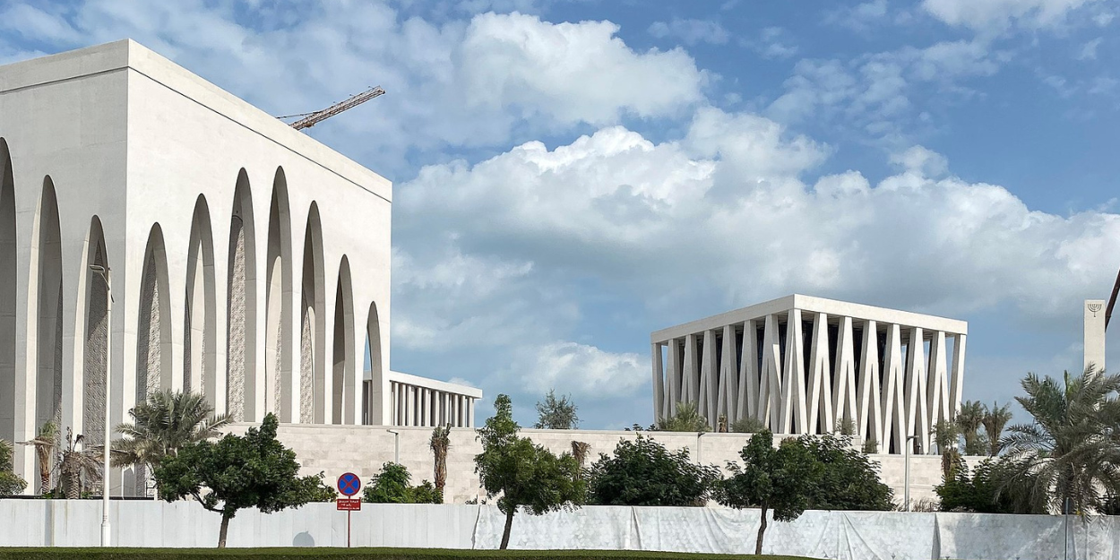 De Emiraten openen een interreligieus centrum met een kerk, een moskee en de eerste synagoge