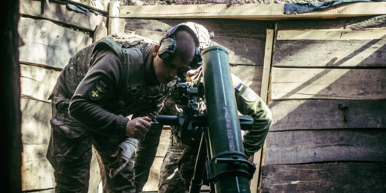 Les soldats ukrainiens sur le front célèbrent Pâques malgré les explosions qui ponctuent la trêve