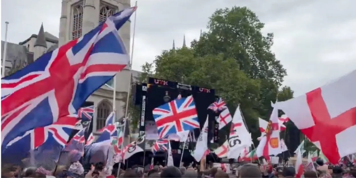 Londres_foi_chrétienne_entre_argument_politique_instrument_contre_haine