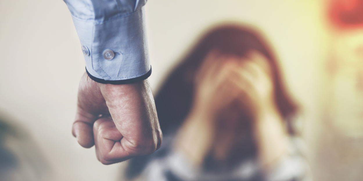 Murielle-Secondo-presenta-libro-violenza-domestica-chiese-evangeliche