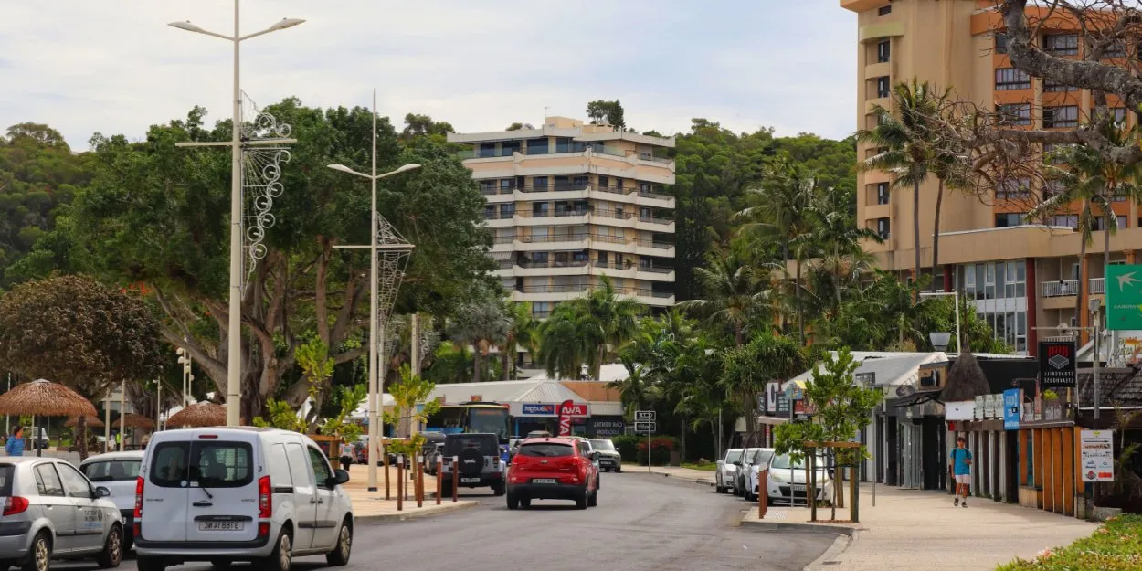Nouvelle-Calédonie  prêche de paix sur un barrage indépendantiste