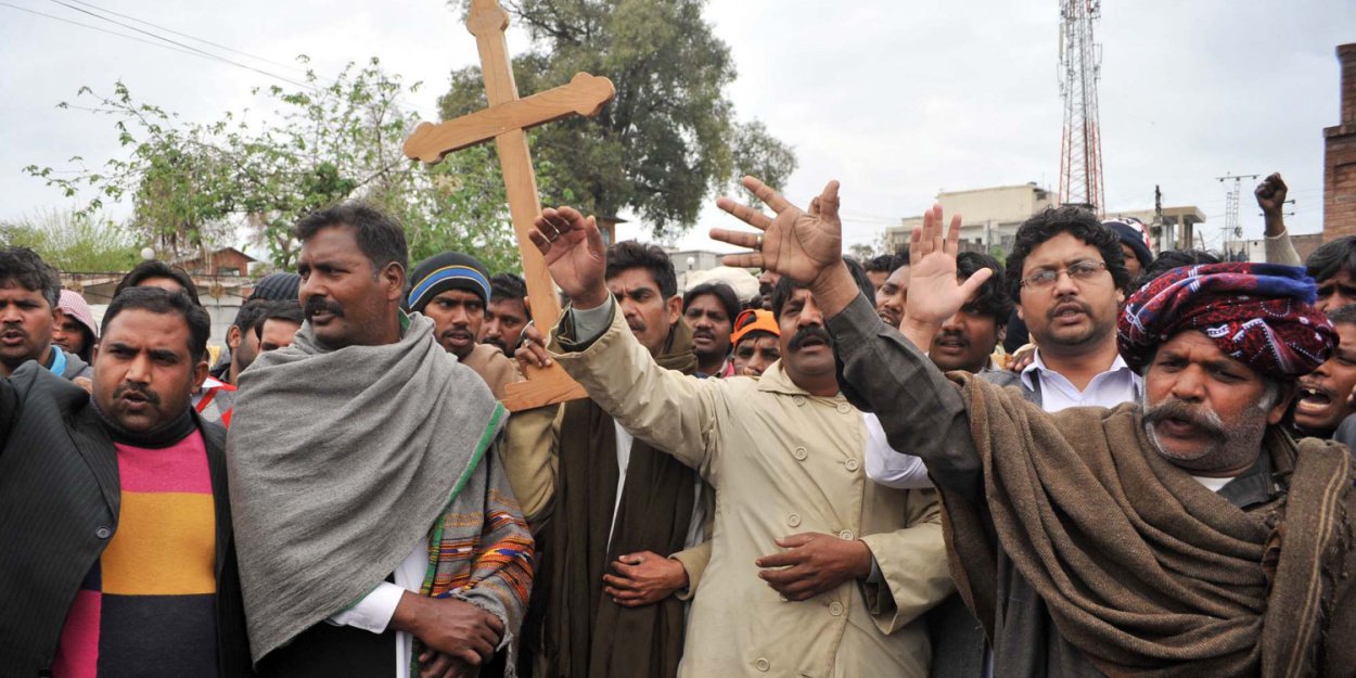 In Pakistan wurde ein von der Polizei überwachter christlicher Bezirk wegen Blasphemie angegriffen