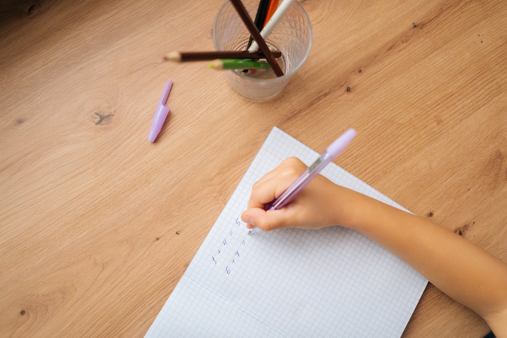 Perché continuare a imparare a scrivere a mano in un mondo di intelligenza artificiale