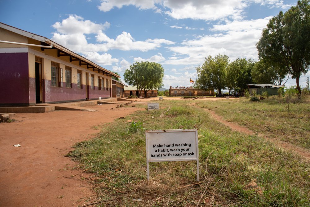 ¿Quién está detrás de la masacre de la escuela Lhubiriha? Las dudas persisten