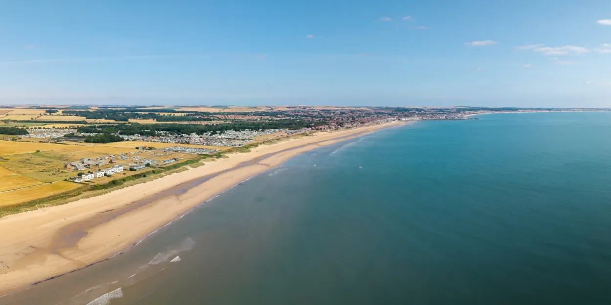 Royaume-Uni_centaines_personnes_baptisées_sur_la_plage