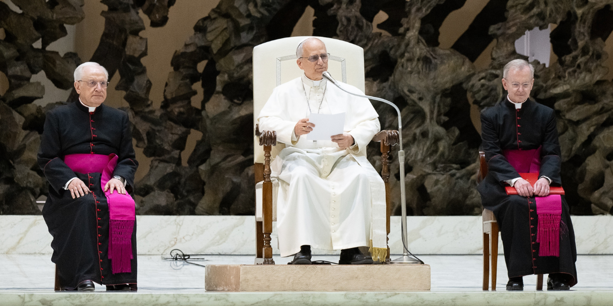 Trump, Zelensky et ses alliés européens saluent l'offre du pape d'accueillir au Vatican des pourparlers avec Moscou