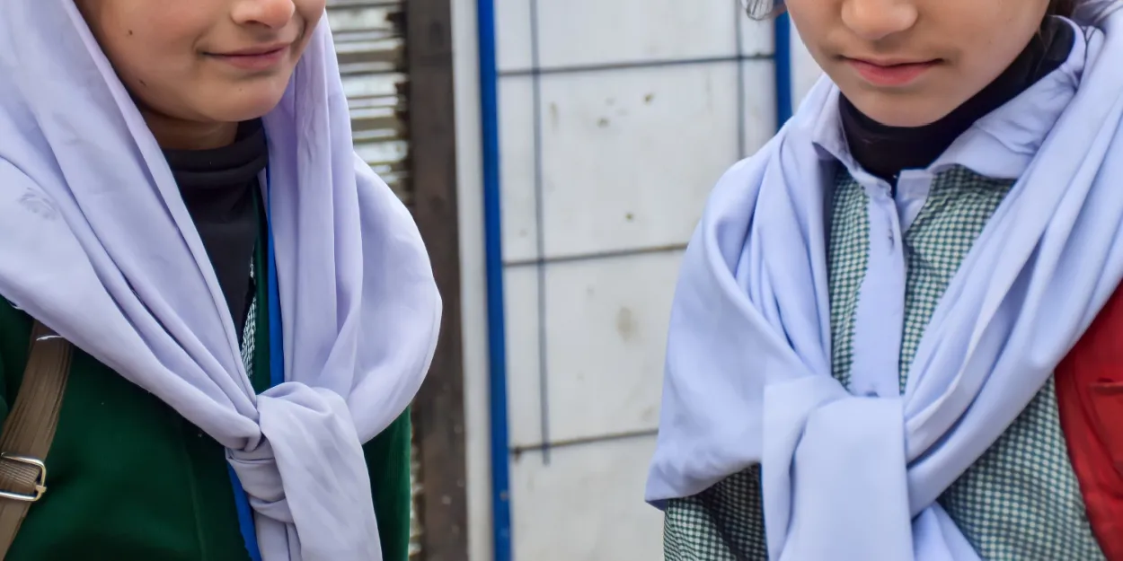 Un policier ouvre le feu dans une école chrétienne au Pakistan deux élèves tuées, cinq autres blessées