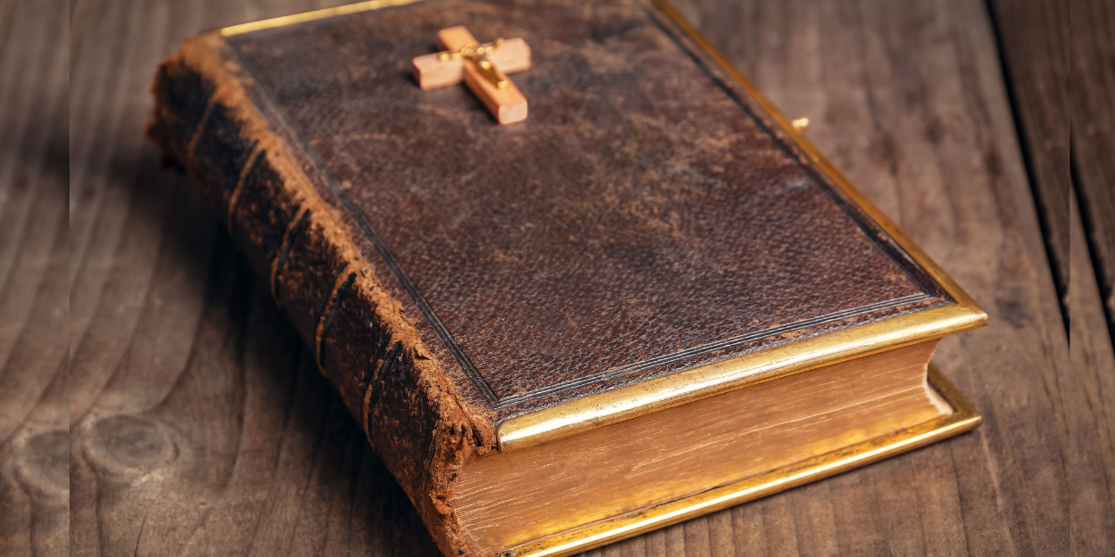 318 jaar oude bijbel gevonden in verpleeghuis in Iowa