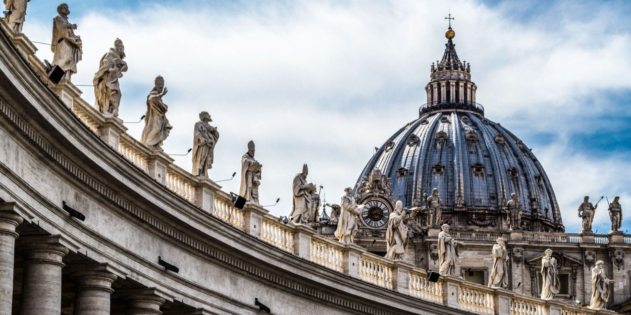 Vaticano: sette anni di carcere richiesti a un cardinale