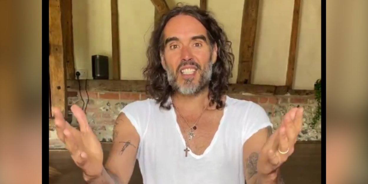 acteur_russell_brand_fait_baptiser_weekend