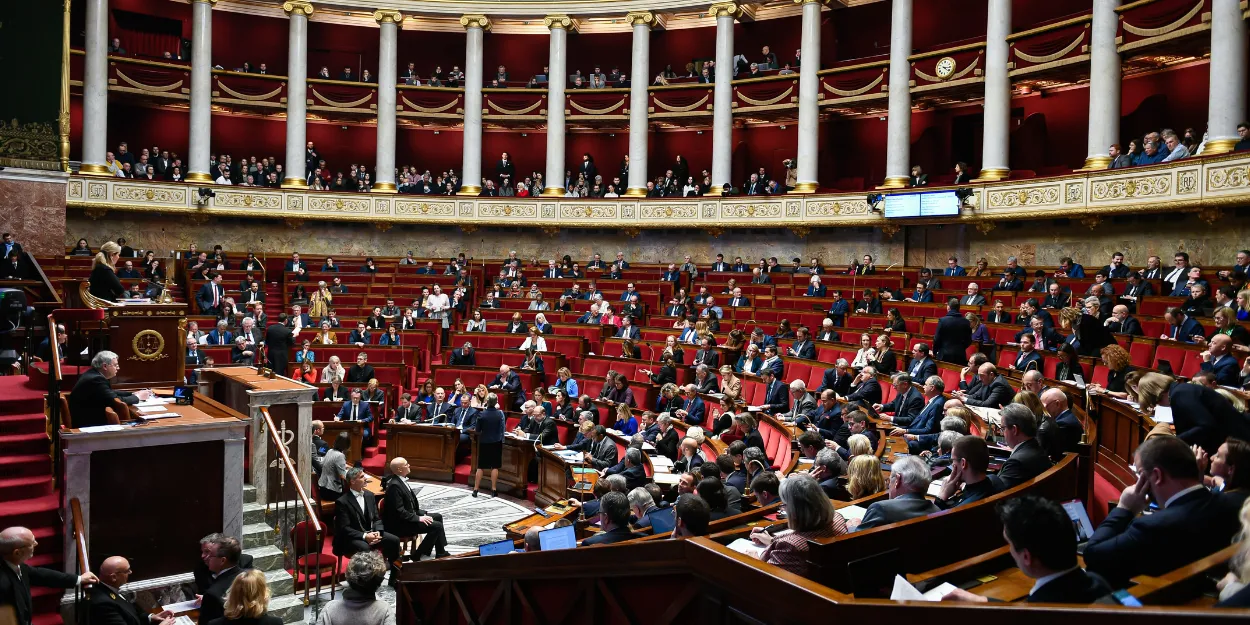 lassemblee-nationale-adopte-a-nouveau-la-proposition-de-loi-sur-le-droit-a-laide-a-mourir
