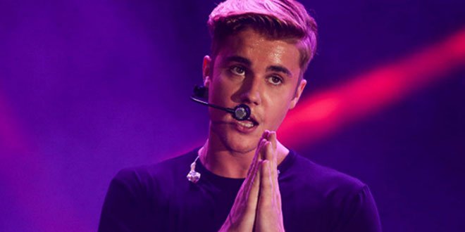 bieber-prays.jpg