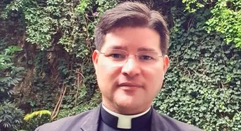 Vénézuela : libéré après cinq ans de prison, un évêque dénonce les mauvais traitements et la torture