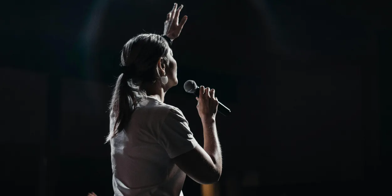 cinq_versets_prier_pour_artistes_chretiens_quand_creativite_devient_louange