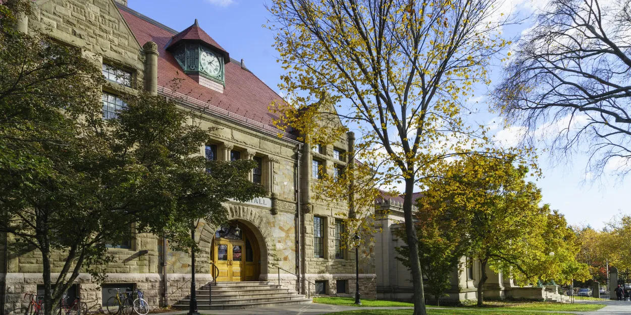 comment_eglises_rhode_island_reagi_fusillade_brown