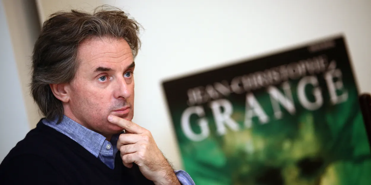 ecrivain_christophe_grange_celebre_recits_sombres_affirme_amour_cle_de_tout