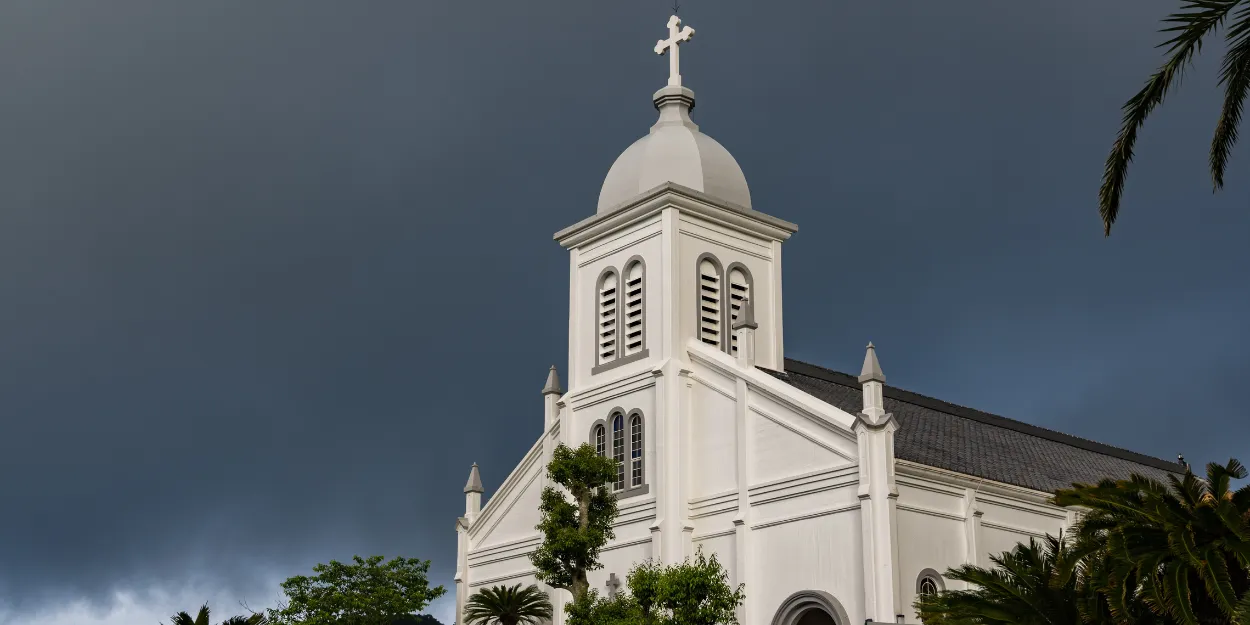 Au_japon_leglise_limitee_dans_le_debat_public