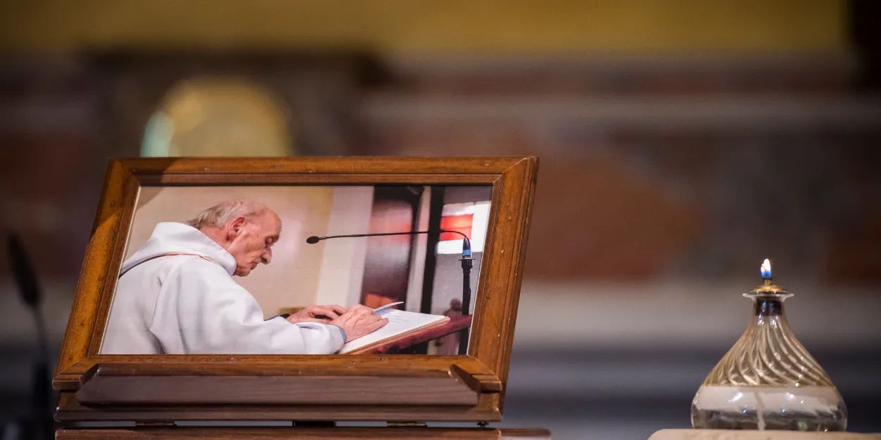 la-france-rend-hommage-au-pere-hamel-tue-dans-un-attentat-il-y-a-dix-ans