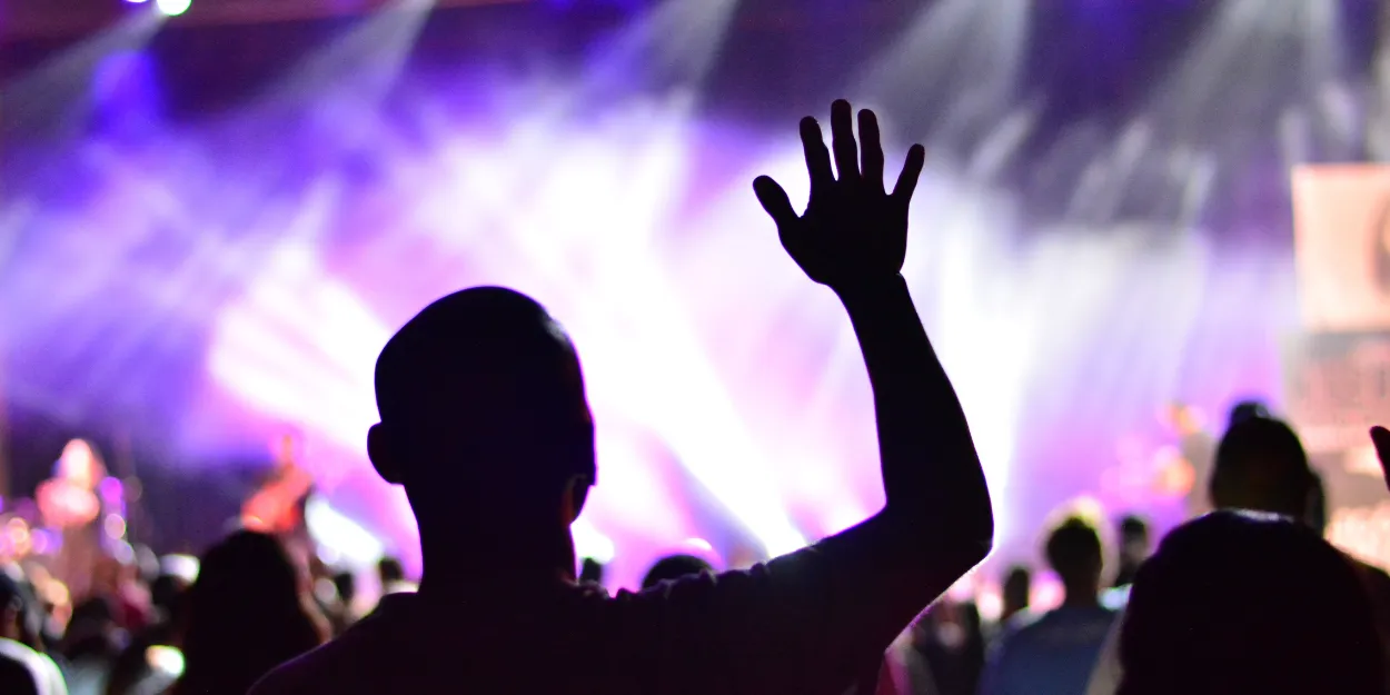 historique_2300_chretiens_reunis_conference_add_espagne