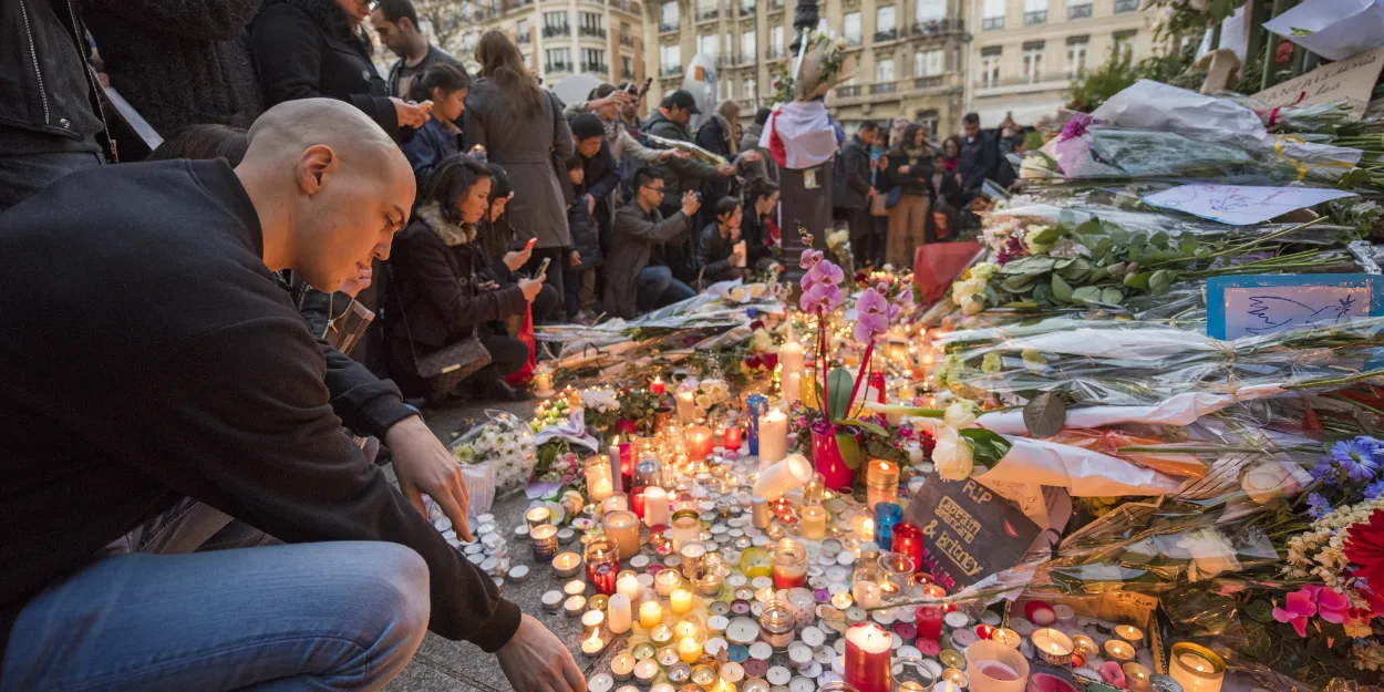 hommage_victimes_huit_ans_après_attentat_13_novembre