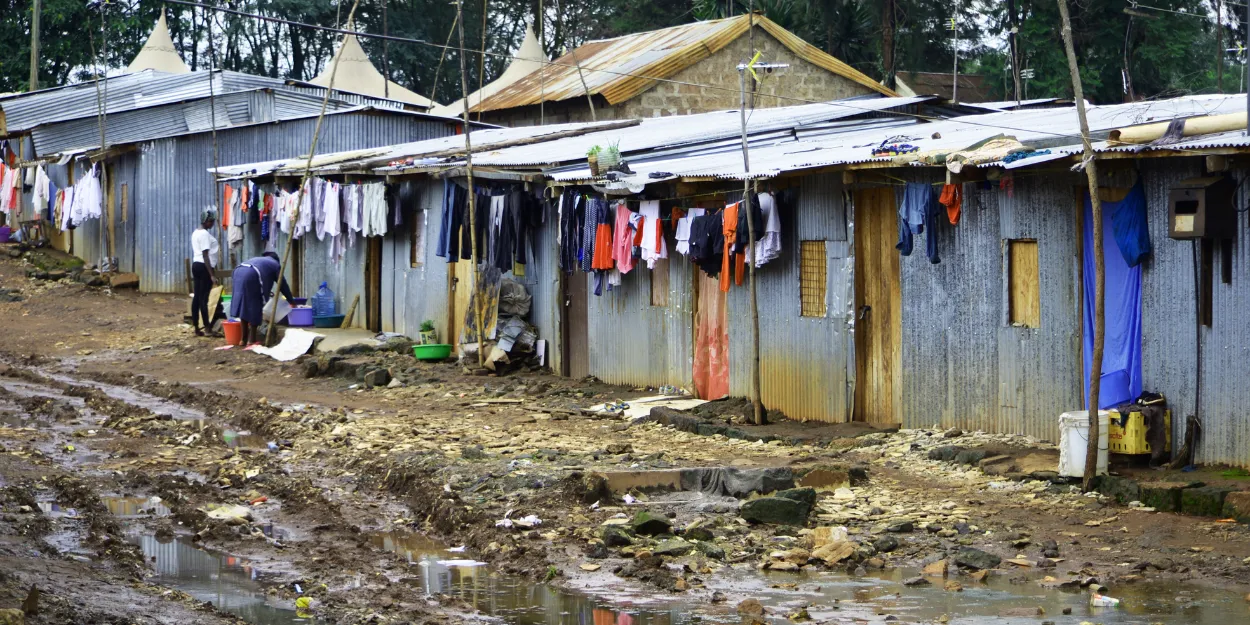 innondations_kenya_pasteur_tente_reconstruire_eglise