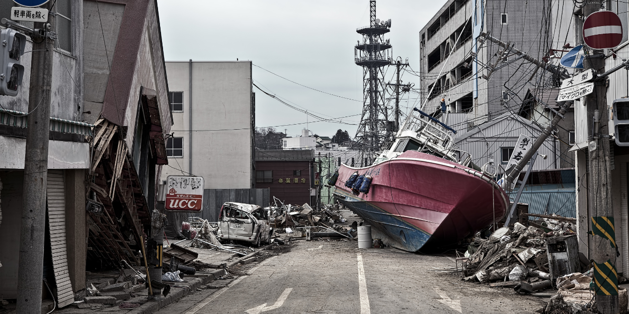 japan_48_deaths_immense_damage_monstrous_earthquake
