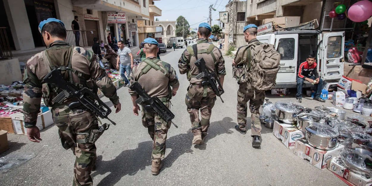 liban_casques_bleus_italiens_deposent_nouveau_crucifix_debel