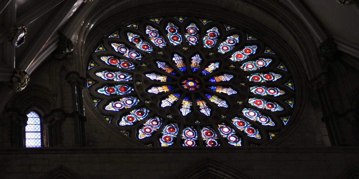 livre_ancien_volé_église_anglaise