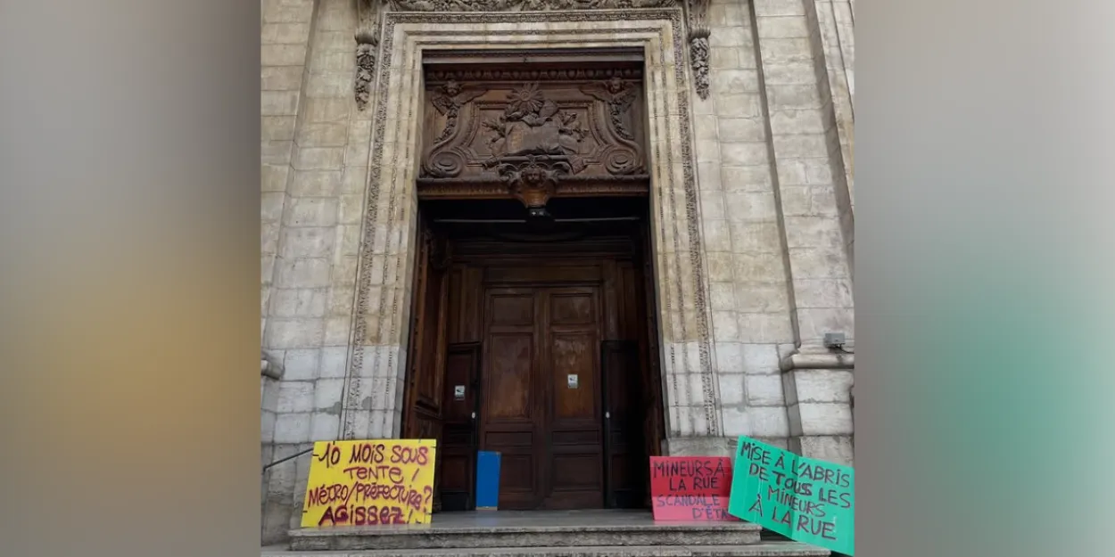 lyon_soixantaine_jeunes_migrants_trouvent_refuge_eglise
