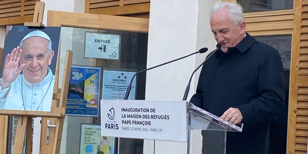 maison_pape_francois_hommage_pape_engage_aupres_refugies